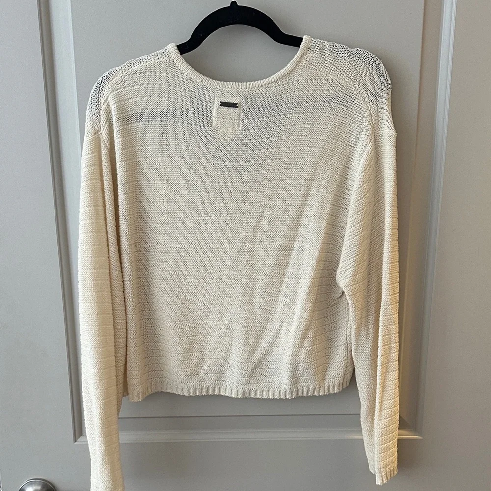 Billabong V-Neck Sweater in Cream - Picture 3 of 3